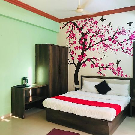 Staymaker Prakash International Gonikoppal Exterior foto