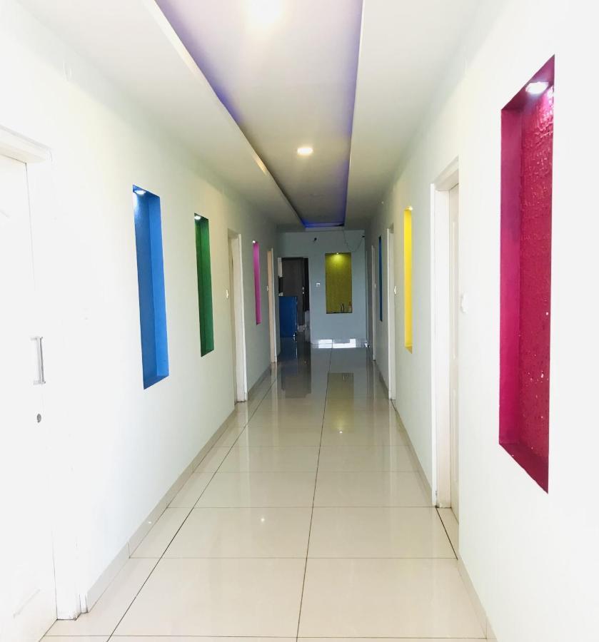 Staymaker Prakash International Gonikoppal Exterior foto