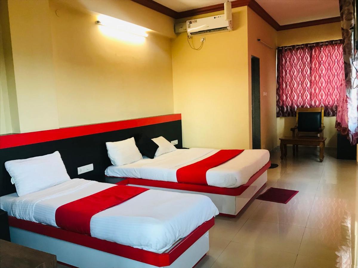 Staymaker Prakash International Gonikoppal Exterior foto